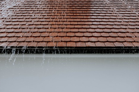 roof in the rain